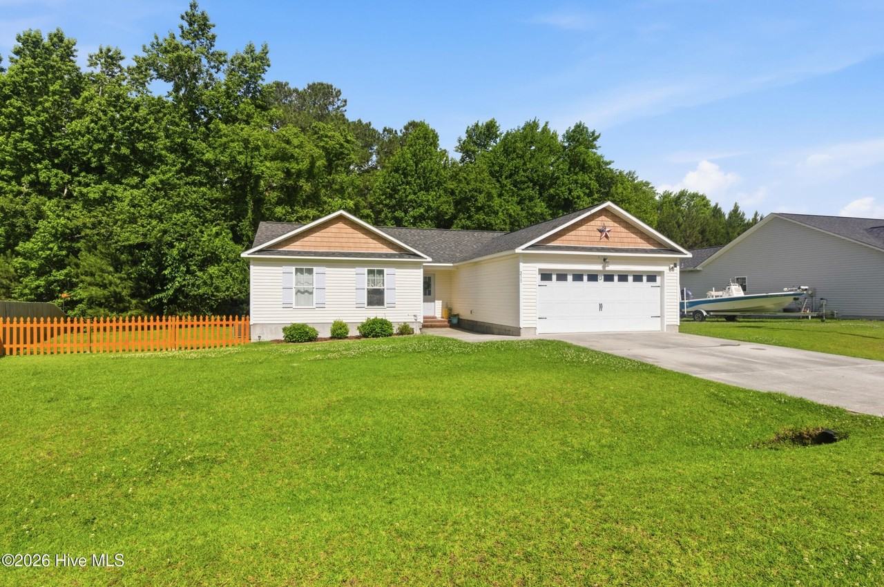 211 N Windy Ridge Rd - Photo 3 of 26