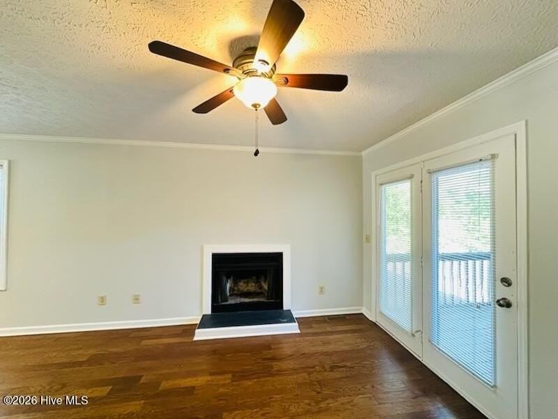 1811 Savannah Ct - Photo 3 of 21