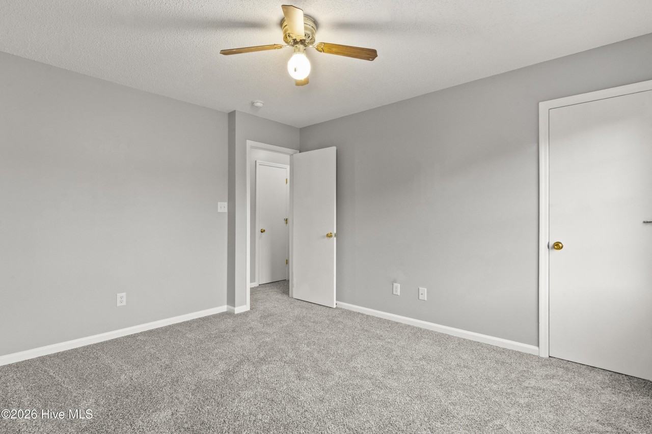 207 Spring Meadows Cir - Photo 5 of 20