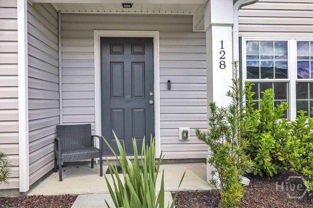 128 Whitehaven Rd - Photo 3 of 50