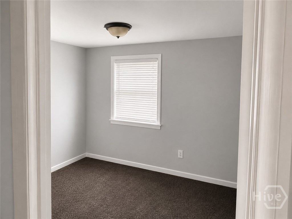 218 Fell St - Photo 7 of 9