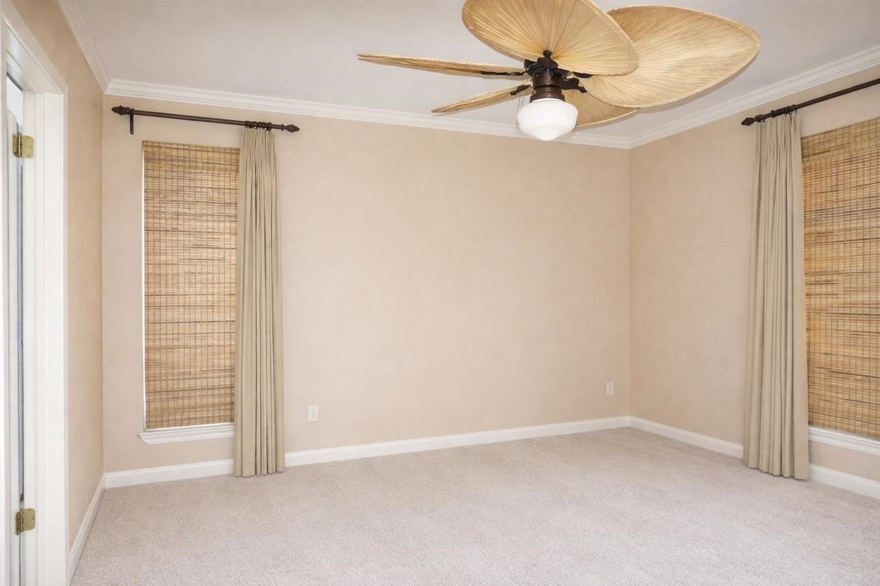 704 Horseshoe Bay Blvd - Photo 7 of 10
