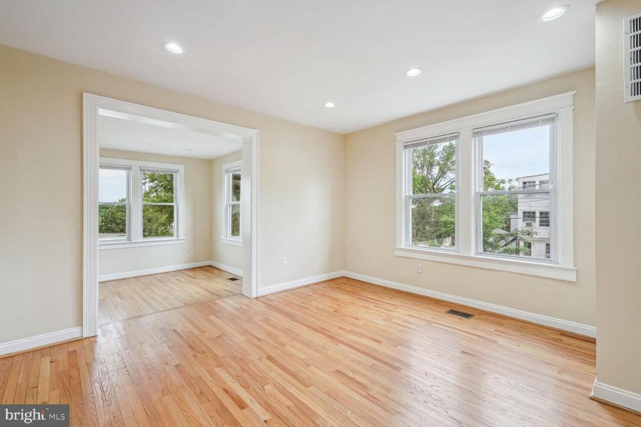 4528 4th St Nw - Photo 7 of 28