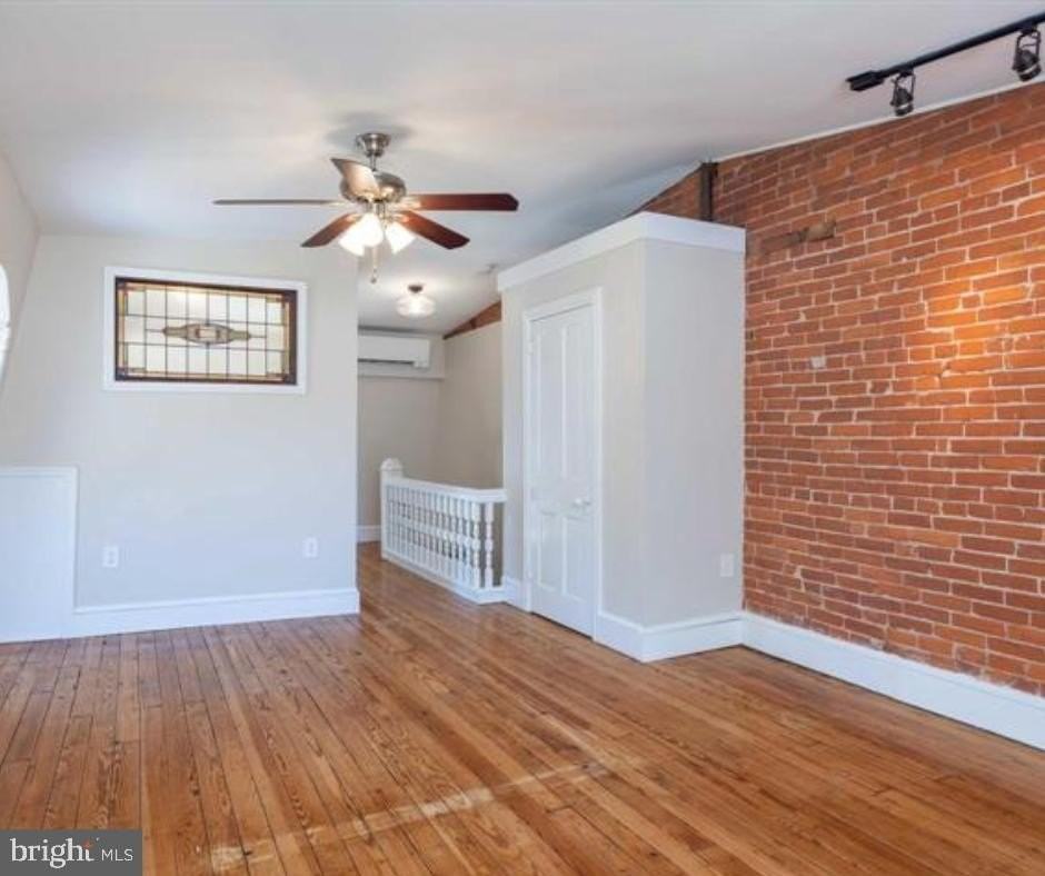 1810 Mount Salem Ln - Photo 6 of 9