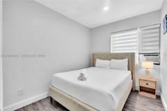 10002 E Bay Harbor Dr #6 - Photo 1 of 1