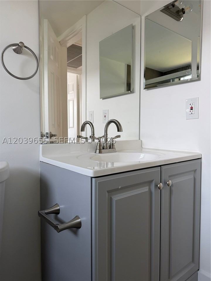 2735 W 66th St #21-23 - Photo 7 of 9