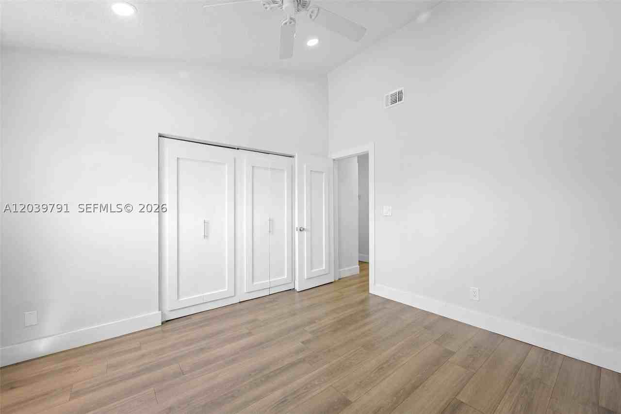 3449 Nw 44th St #108 - Photo 6 of 11
