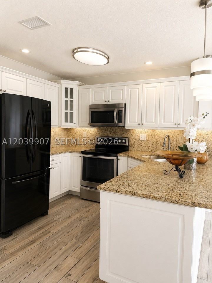 8851 Nw 119th St #1206-1 - Photo 2 of 20