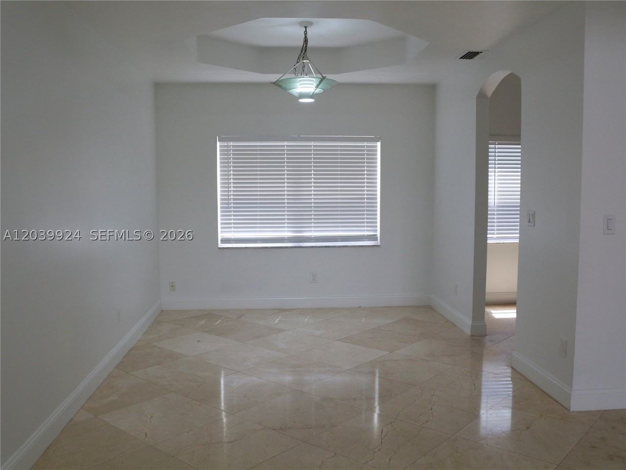 17124 Nw 10th St - Photo 4 of 10