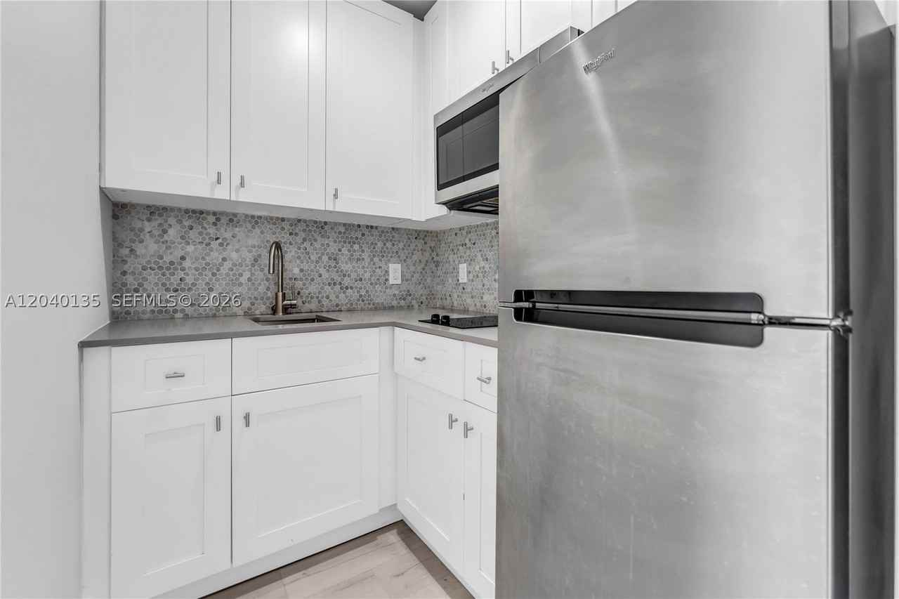 6647 Sw 59th Pl #207 - Photo 4 of 13