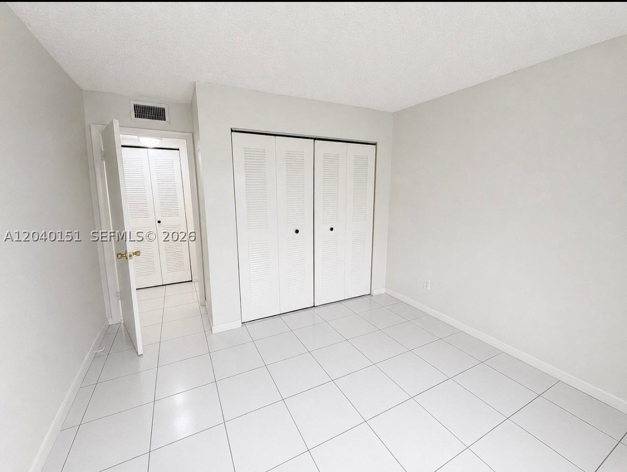 5771 Sw 36th Ct #301 - Photo 6 of 10