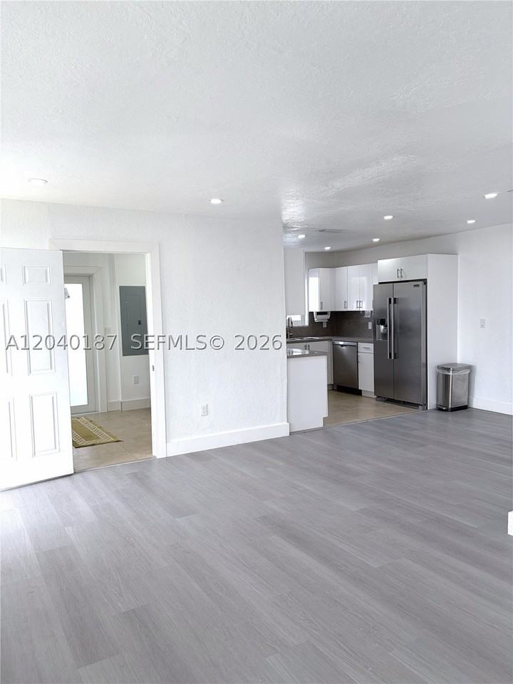 14974 Sw 298th Ter #MAIN - Photo 5 of 27