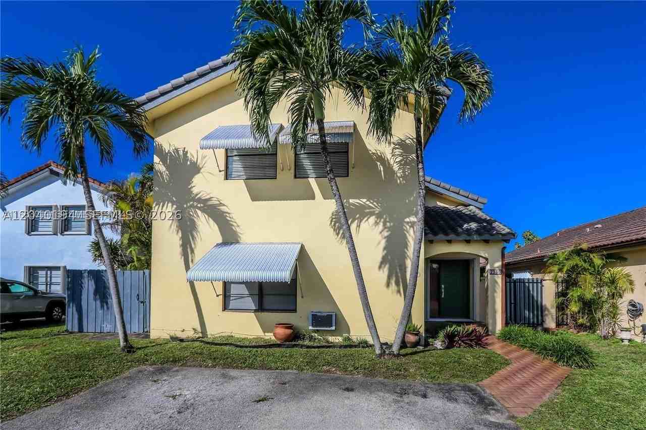 2500 Sw 113th Ct - Photo 2 of 31