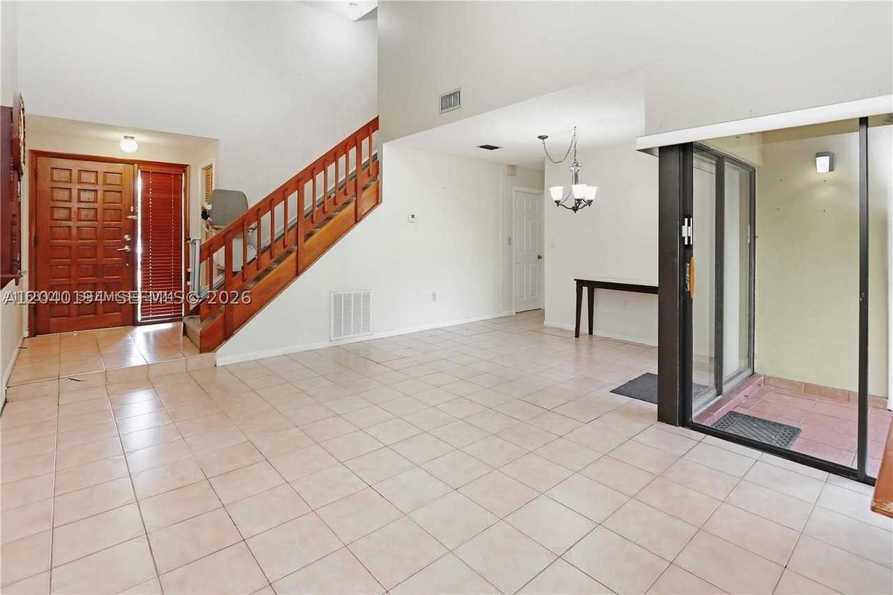 2500 Sw 113th Ct - Photo 7 of 31