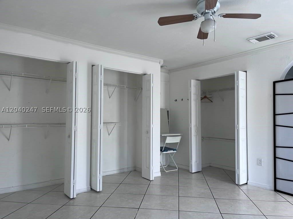 1607 Sw 136th Pl #2 - Photo 3 of 18