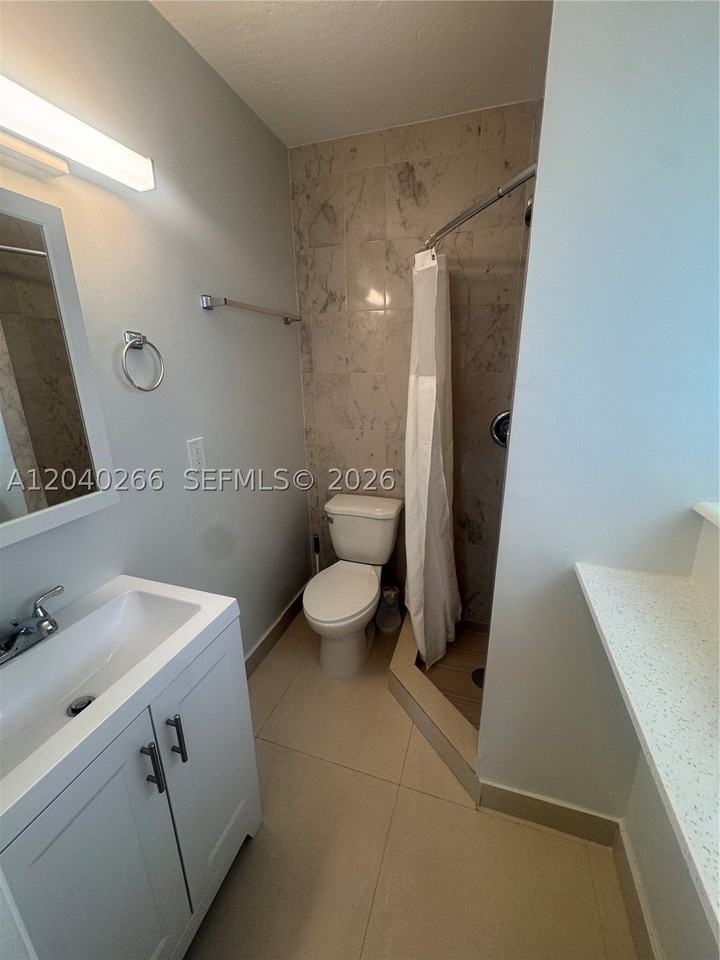 46XX Nw 89th St - Photo 7 of 9