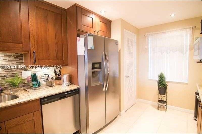 4030 W Palm Aire Dr #505 - Photo 2 of 15