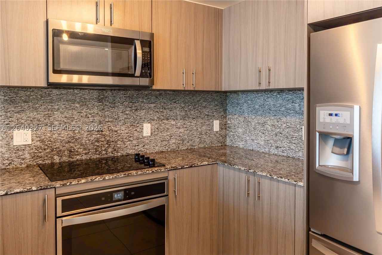 5350 Nw 84th Ave #1001 - Photo 7 of 50