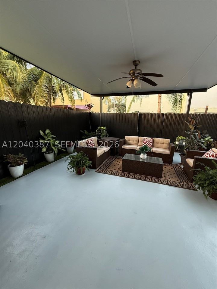 4117 Ne 24th Dr #4117 - Photo 3 of 22
