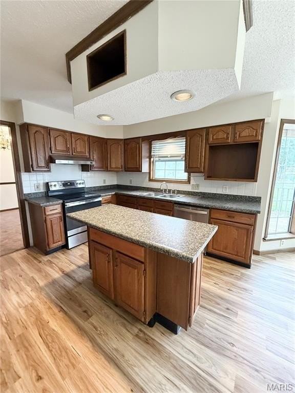 3239 Fielding Ln - Photo 7 of 32