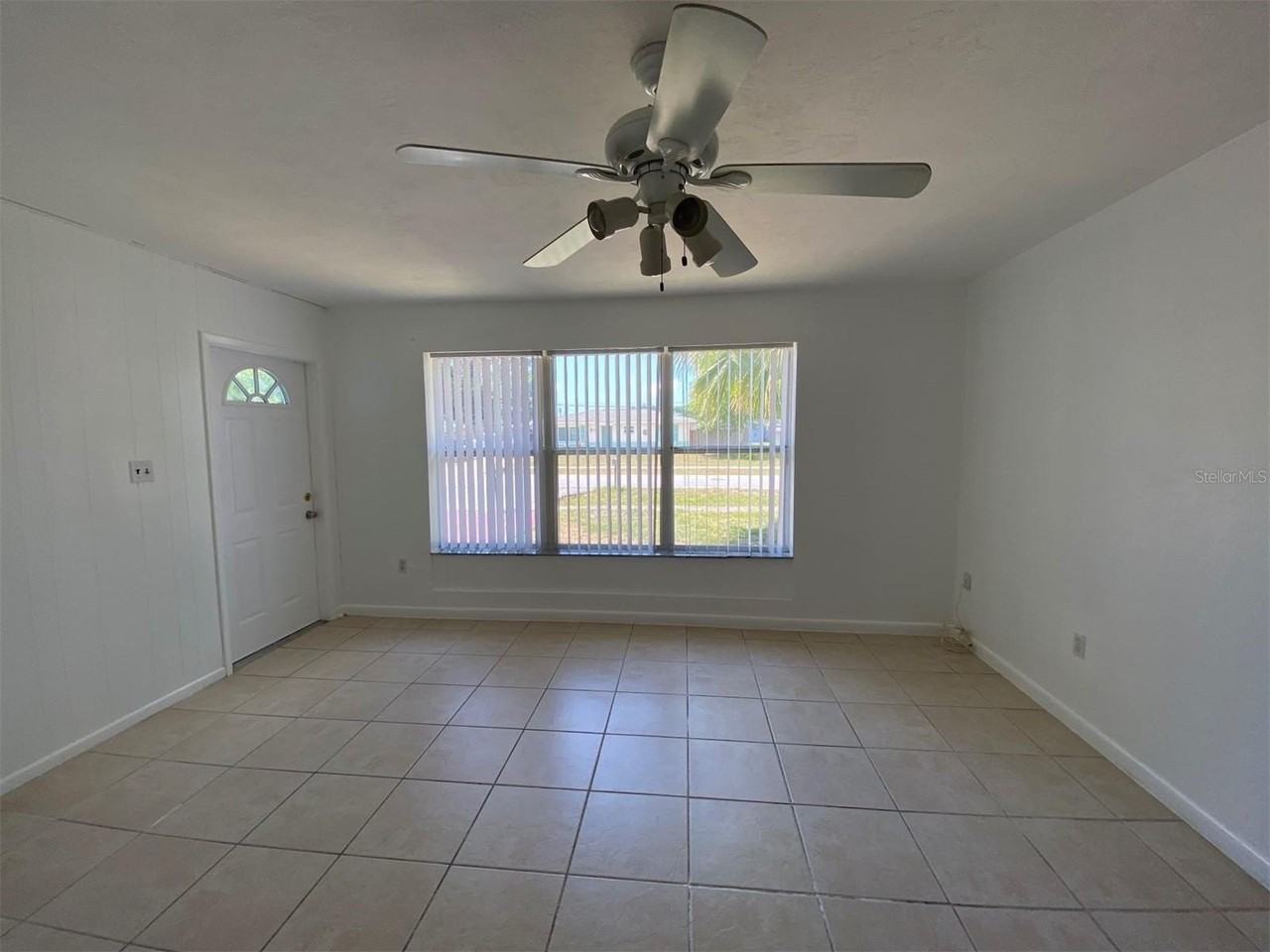 6268 Freemont St - Photo 7 of 11