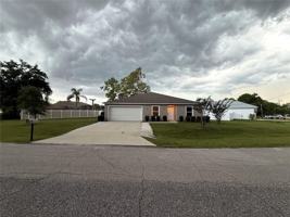 featured image of 44 Pineapple Dr