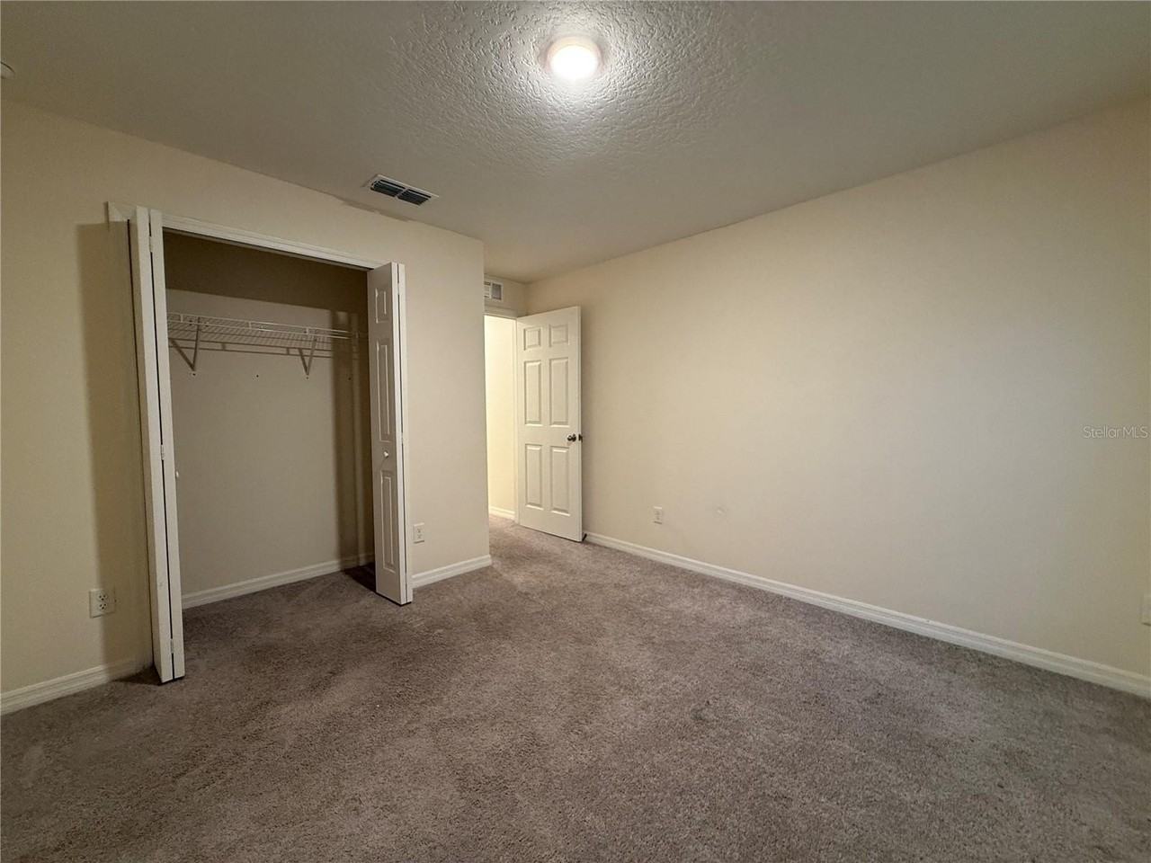 44 Pineapple Dr - Photo 6 of 16