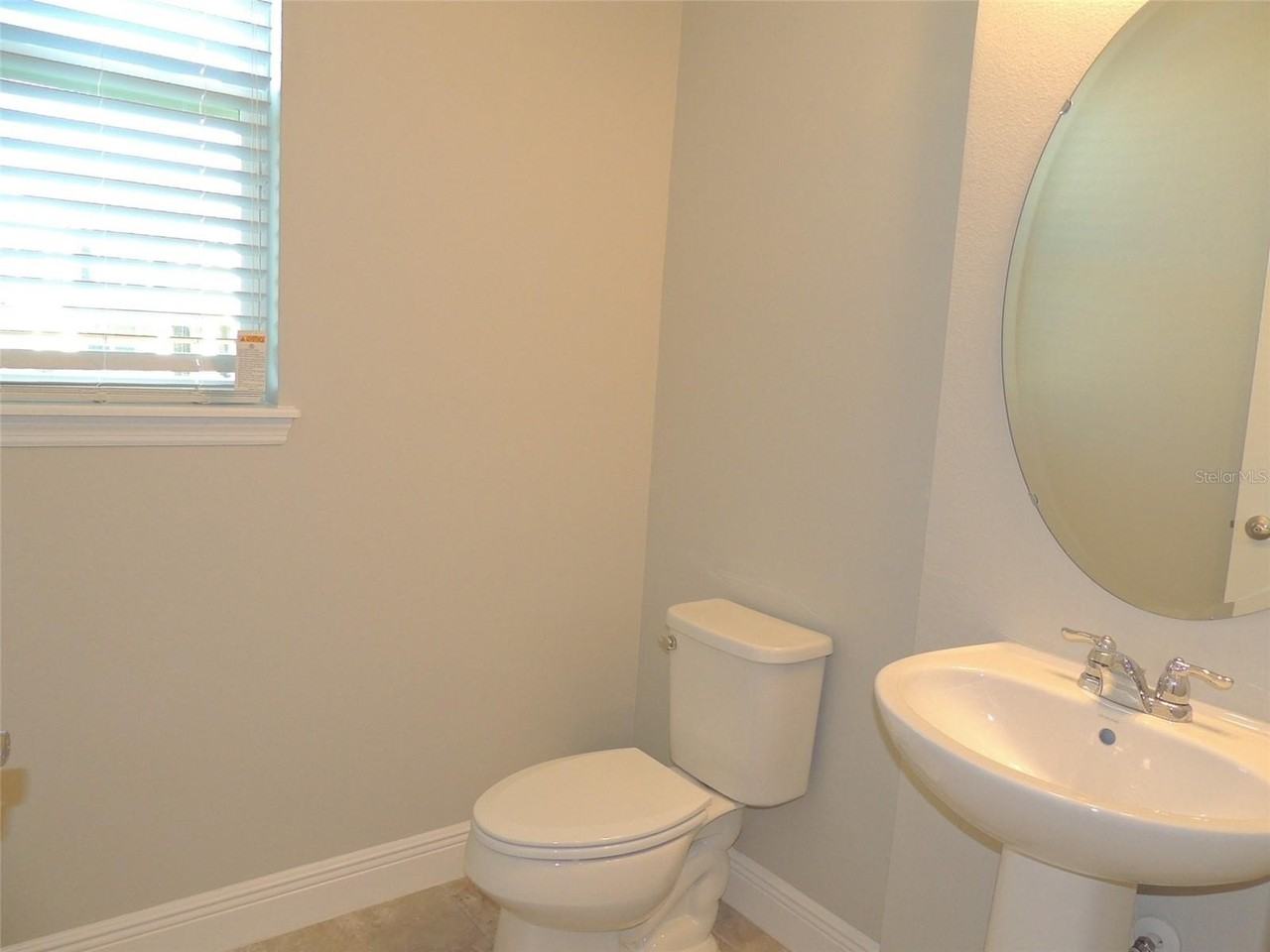 7153 Summerlake Groves St - Photo 5 of 22