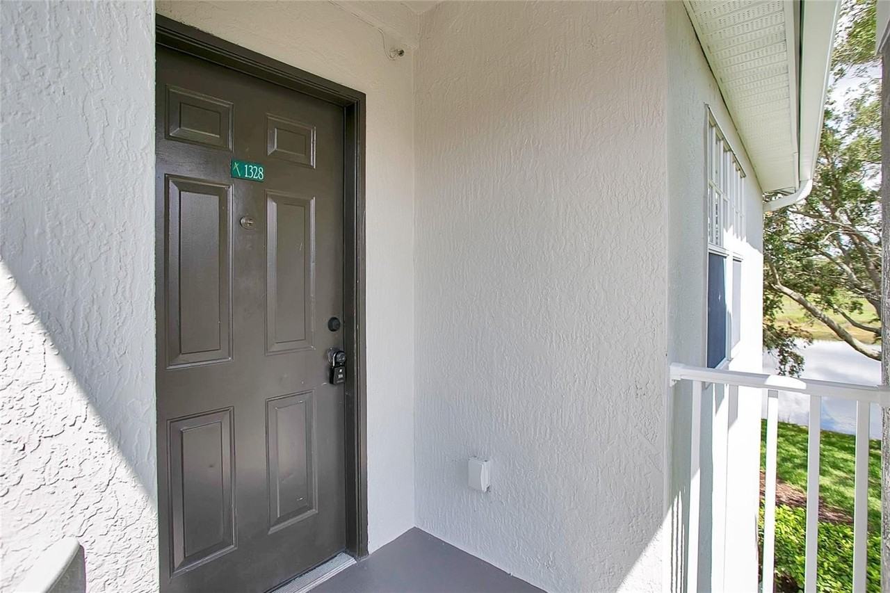 13815 Fairway Island Dr #1328 - Photo 2 of 23