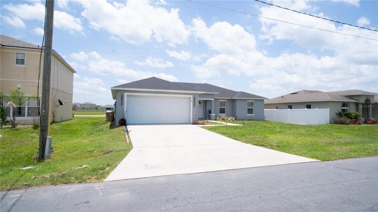 16 Alicante Ct - Photo 4 of 42