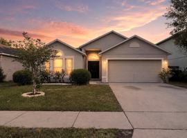featured image of 10155 Laxton St