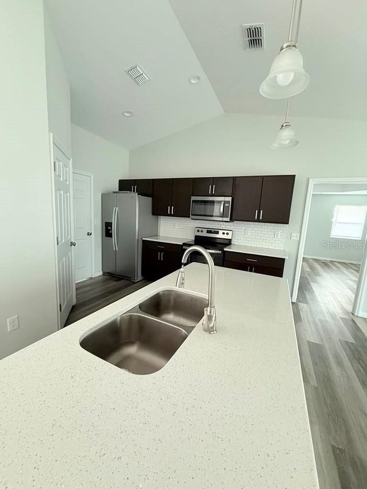 6823 Sw 129th St - Photo 4 of 11