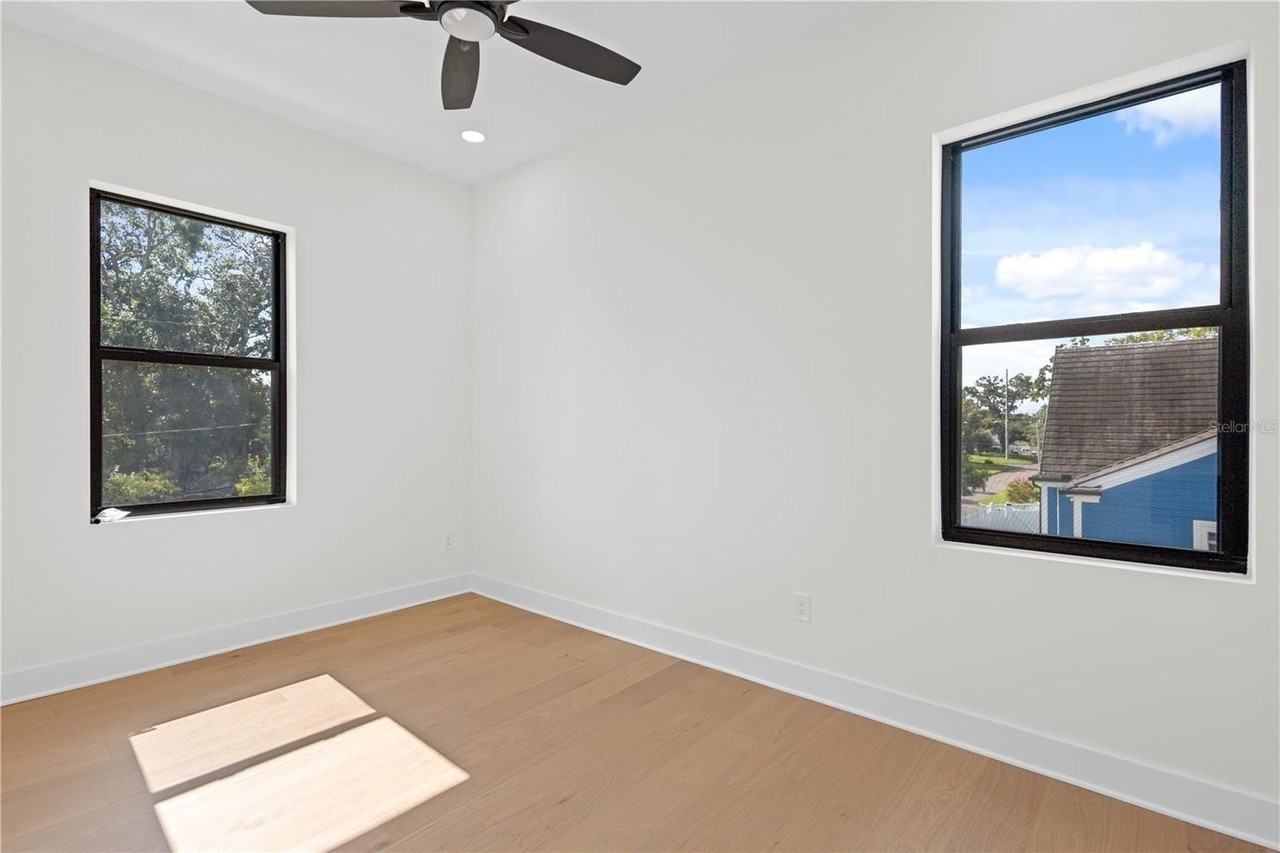3202 W La Salle St - Photo 4 of 32
