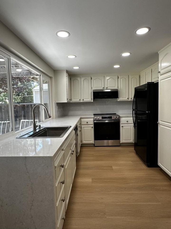 2035 Dorsch Rd - Photo 5 of 50
