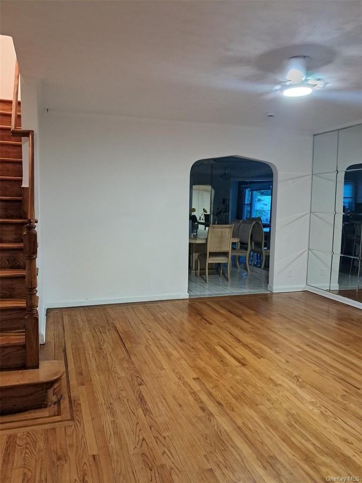6064 70th St - Photo 5 of 30