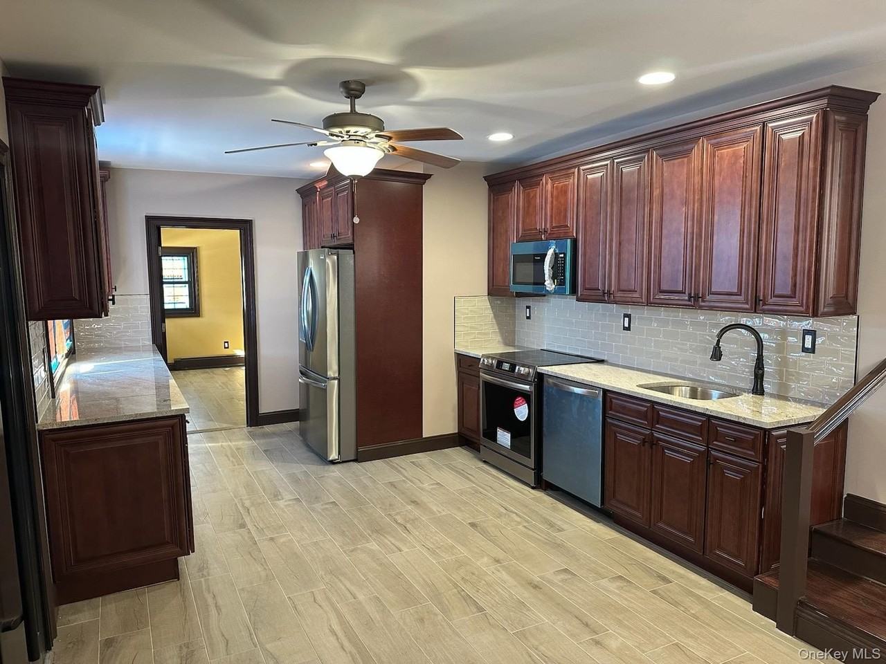 497 Pierce St #1stFL - Photo 5 of 7
