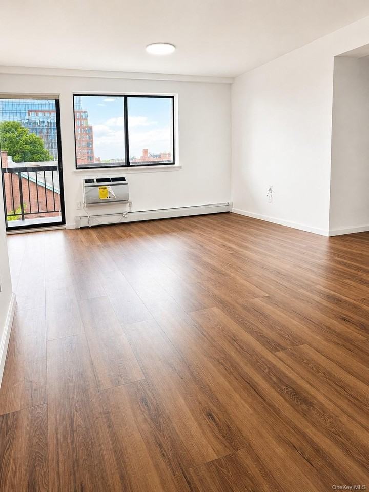 13675 37th Ave #3H - Photo 2 of 15