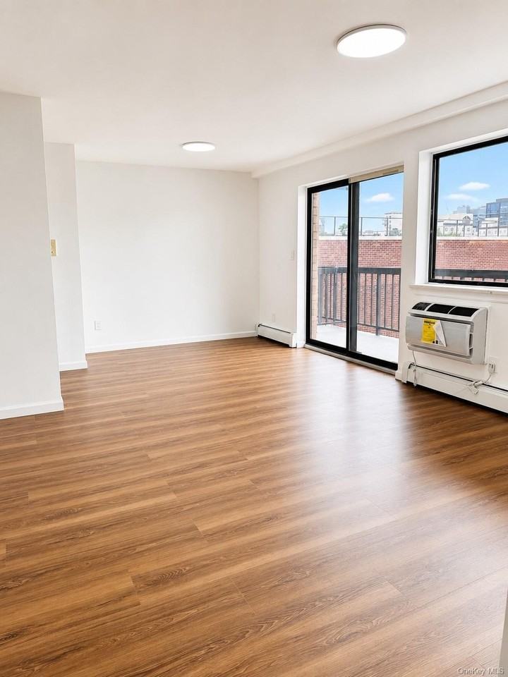 13675 37th Ave #3H - Photo 6 of 15
