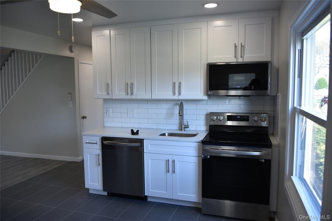 55 Acre Ln - Photo 2 of 10