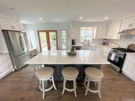 featured image of 471 E Hudson St #2