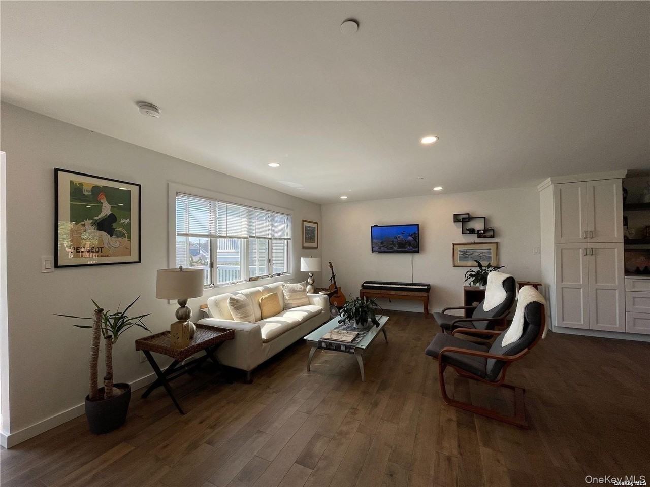 471 E Hudson St #2 - Photo 7 of 19