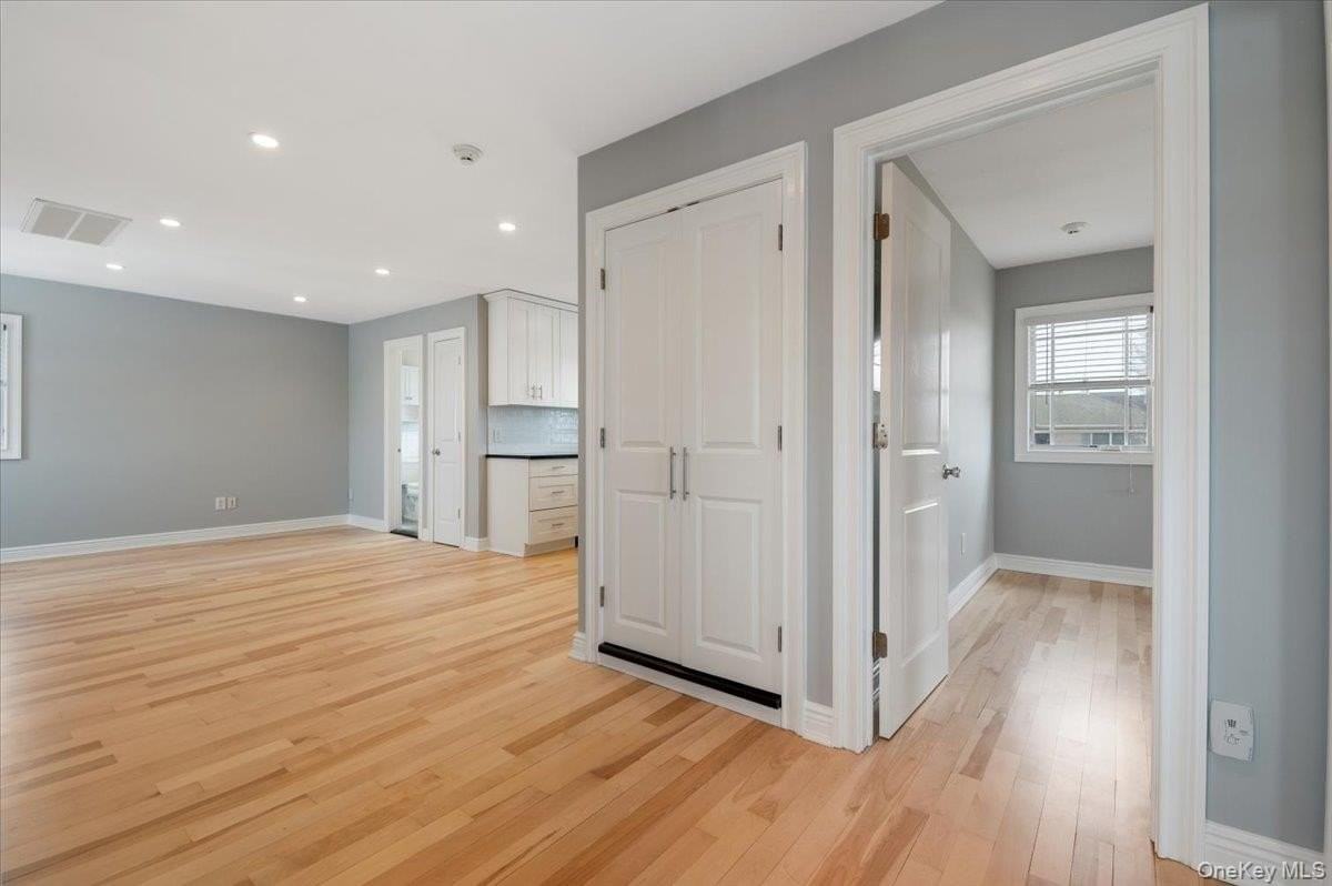 769 Fulton St - Photo 3 of 22