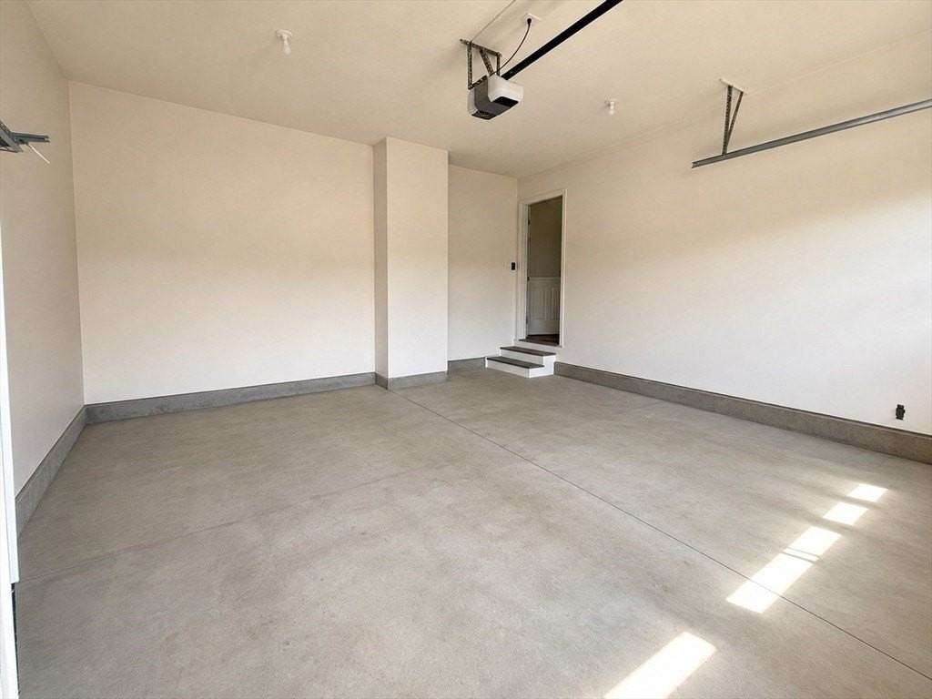167 N Main St #B - Photo 5 of 6