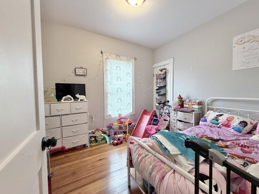 38 Woodford St #2 - Photo 4 of 17