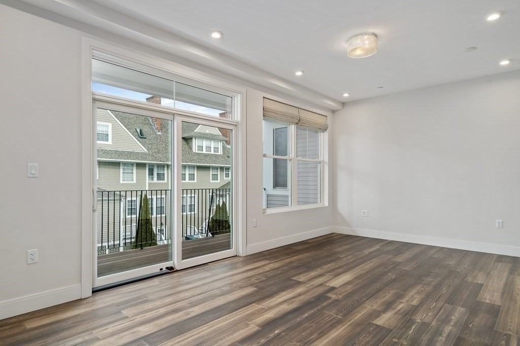 429 Cherry St #7 - Photo 3 of 22