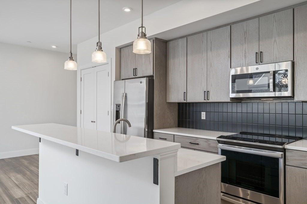 429 Cherry St #7 - Photo 7 of 22