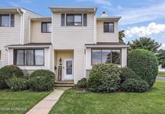 211 Clubhouse Dr - Photo 1 of 1