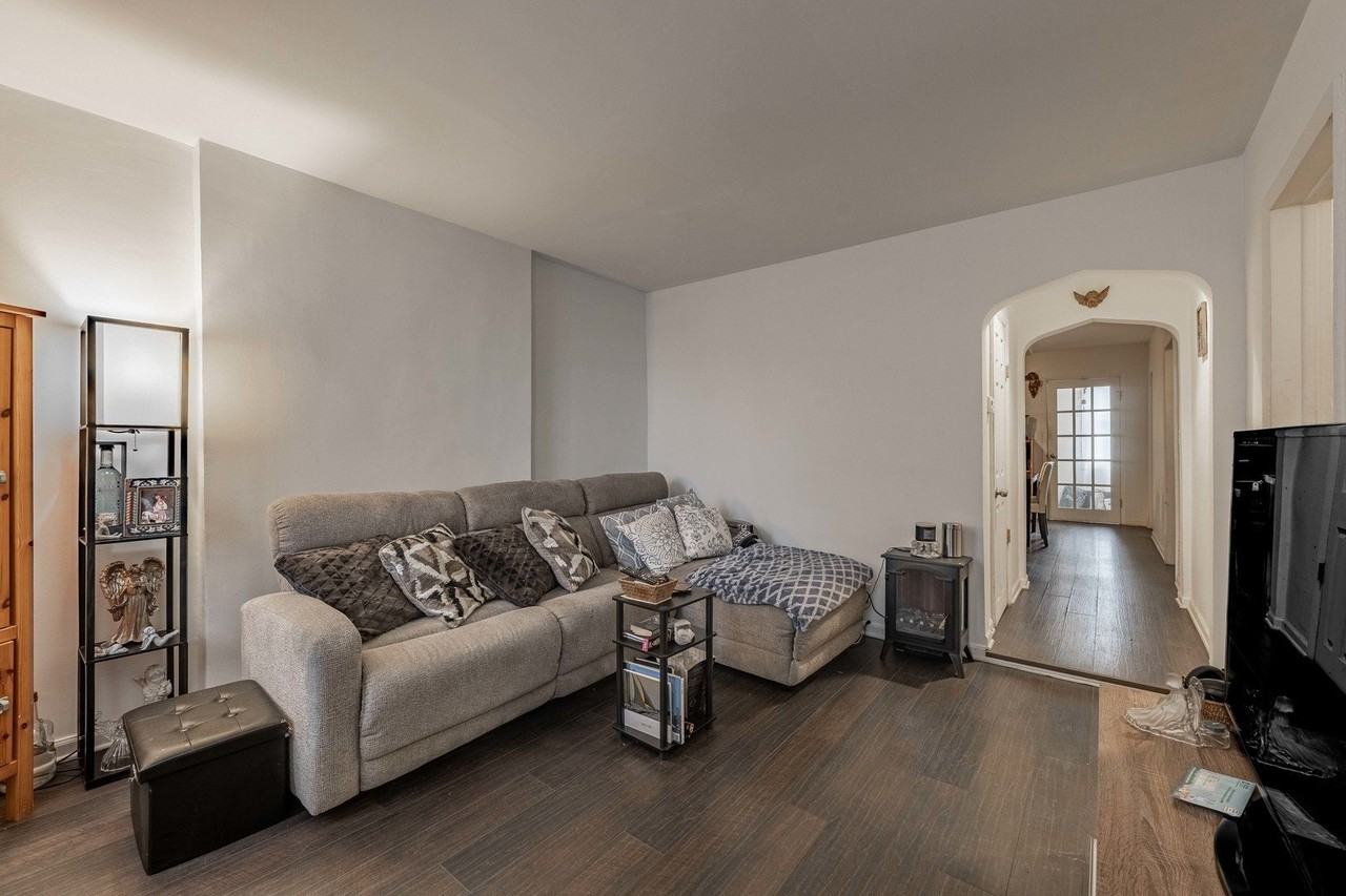 3266 S Bell Ave #1 - Photo 4 of 22