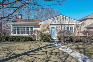 featured image of 2322 Birchwood Ave