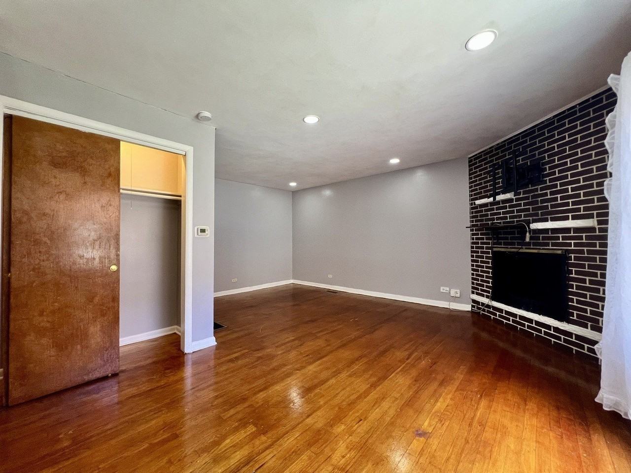 1414 W Chase Ave #D - Photo 3 of 21